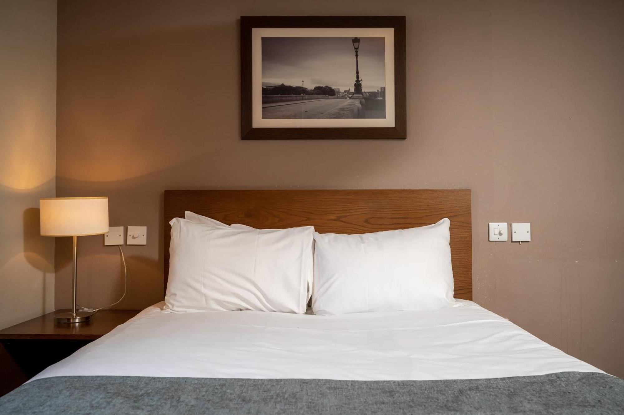 אברדין Wellington Hotel By Greene King Inns מראה חיצוני תמונה