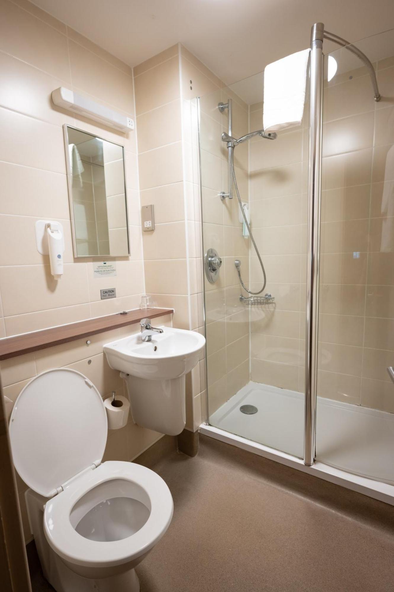 אברדין Wellington Hotel By Greene King Inns מראה חיצוני תמונה